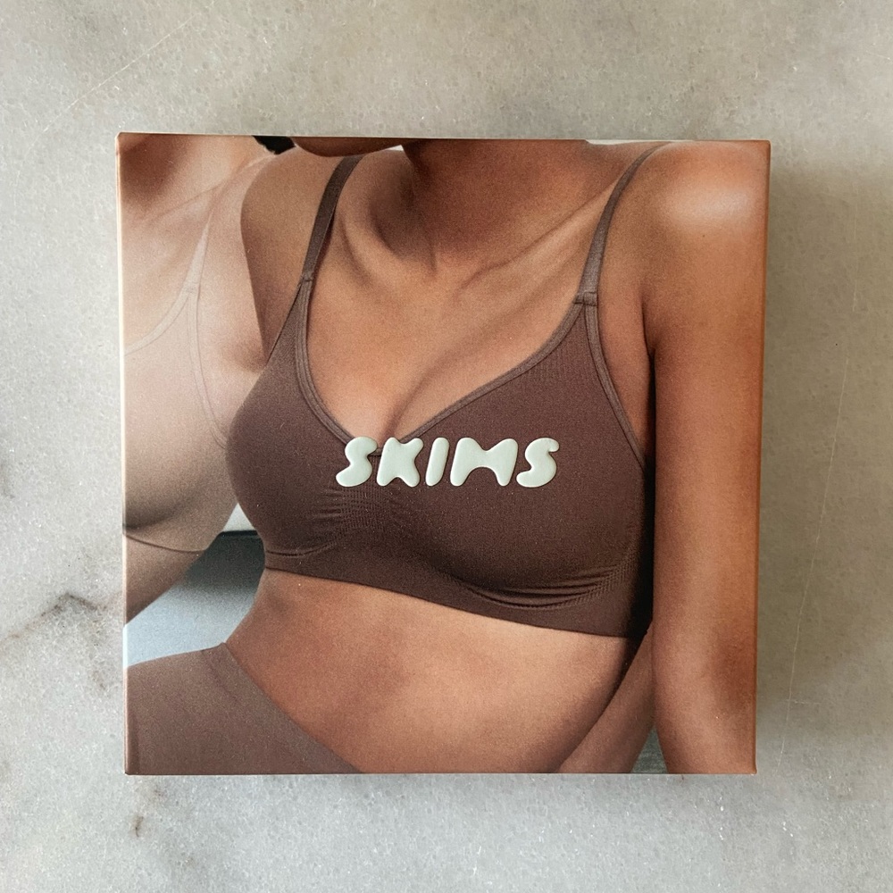 SKIMS Sculpting Bras (Onyx and Ochre, S/M)